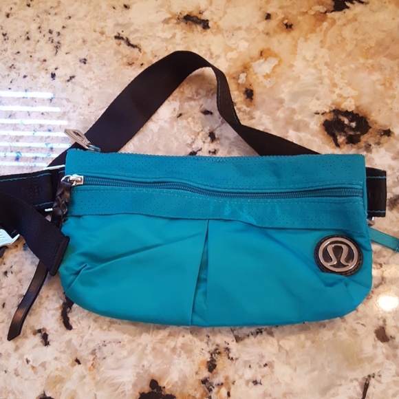 lululemon athletica Handbags - Lululemon